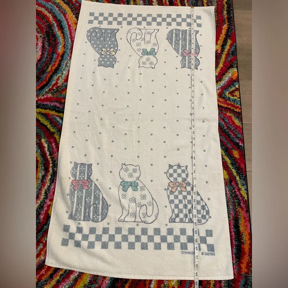 Vintage 80’s Osh Kosh Cat Patterned Sm Bath Towel - White and Blue 100% Cotton